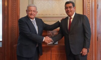 Recibe AMLO al gobernador de Puebla para hablar de la agenda estatal