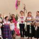 Mujeres de Xochimilco entregan bastón de mando a Sheinbaum