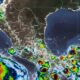 Tormenta tropical ‘Adrián’ se convierte en ciclón