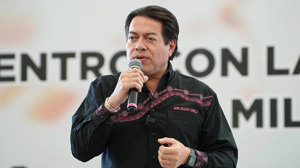 Mario Delgado denuncia que Xóchitl aprovecha desastre en Acapulco para pedir datos electorales