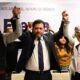 Renuncia Víctor Hugo Lobo y 65 mil afiliados al PRD tras 25 años de militancia