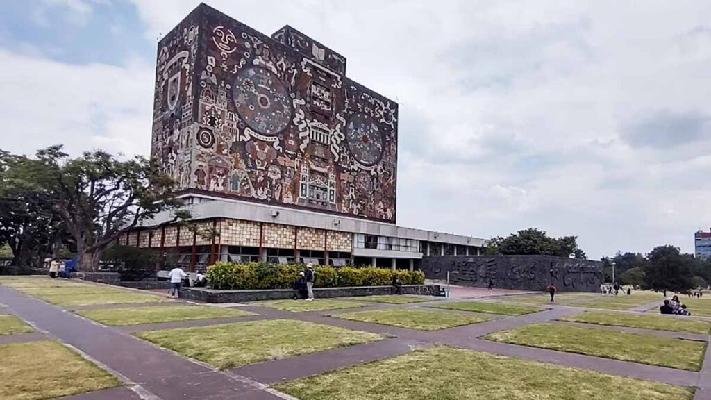 Desde 1995, UNAM imprime Gaceta universitaria en imprentas externas