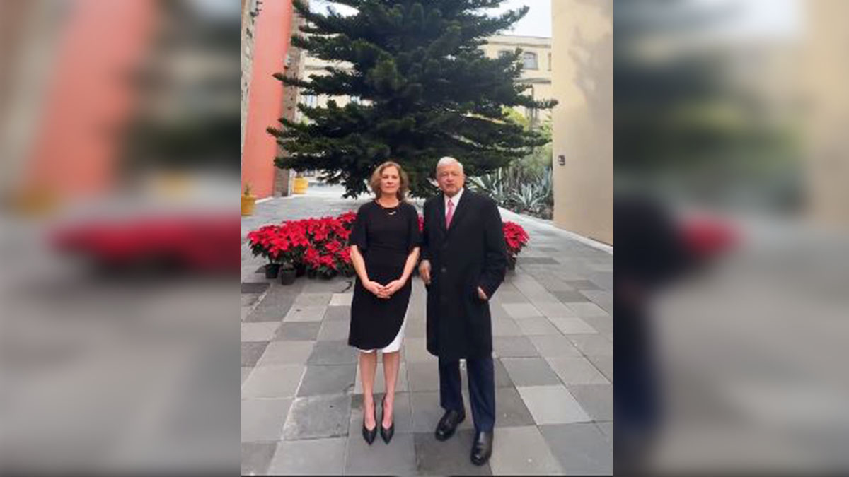 “Esta noche no es para confrontarnos”, AMLO y Beatriz Gutiérrez mandan mensaje de Navidad