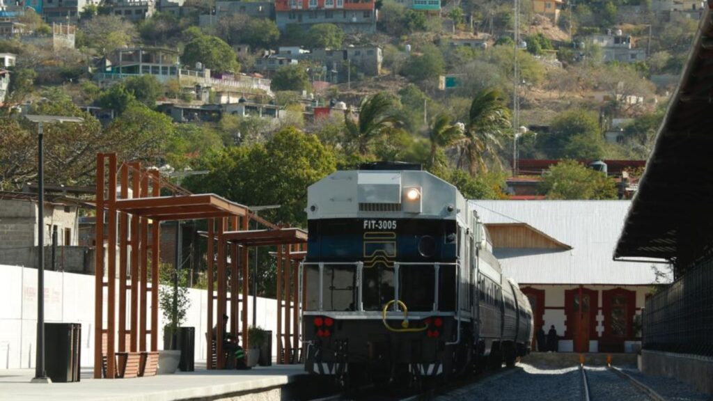 Tren Interoceánico