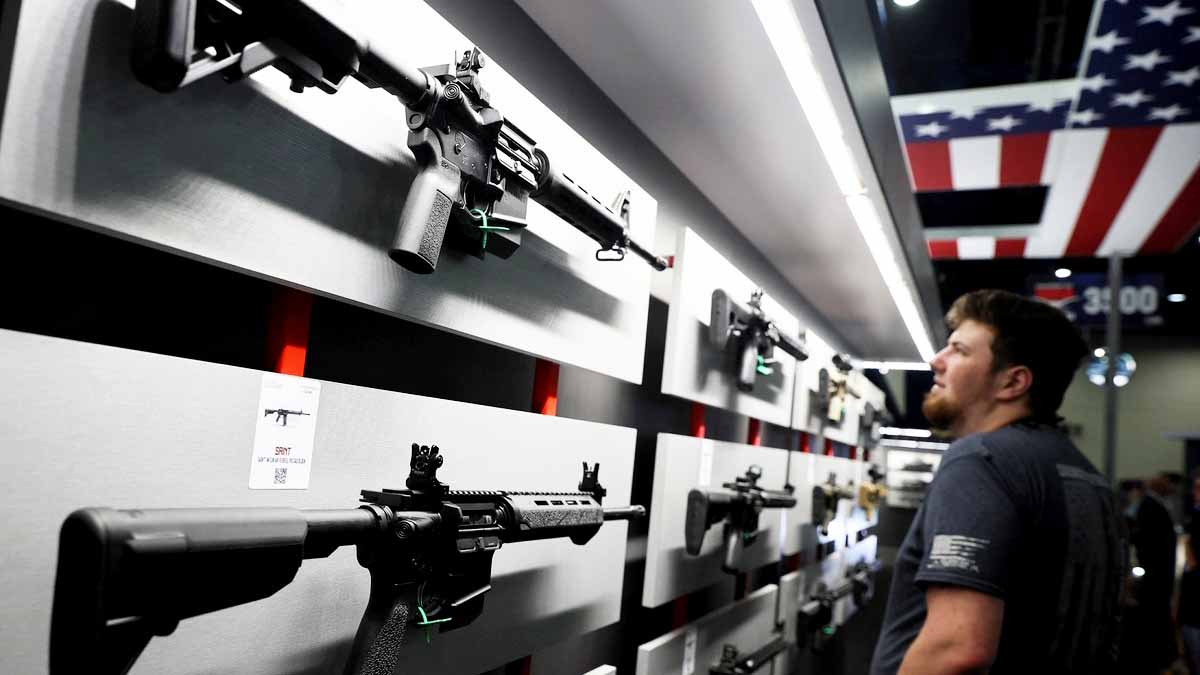 Corte de apelaciones de EU da la razón a México en demanda contra fabricantes de armas; ordena analizar de fondo el caso