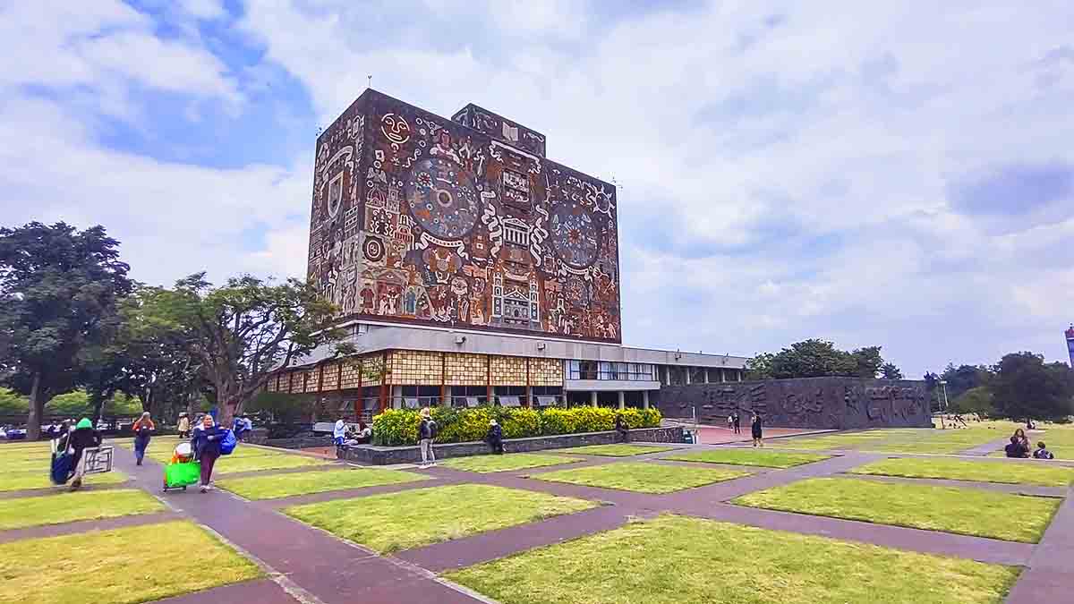 Cuesta a la UNAM más de 100 millones de pesos el vandalismo a sus instalaciones en cinco años