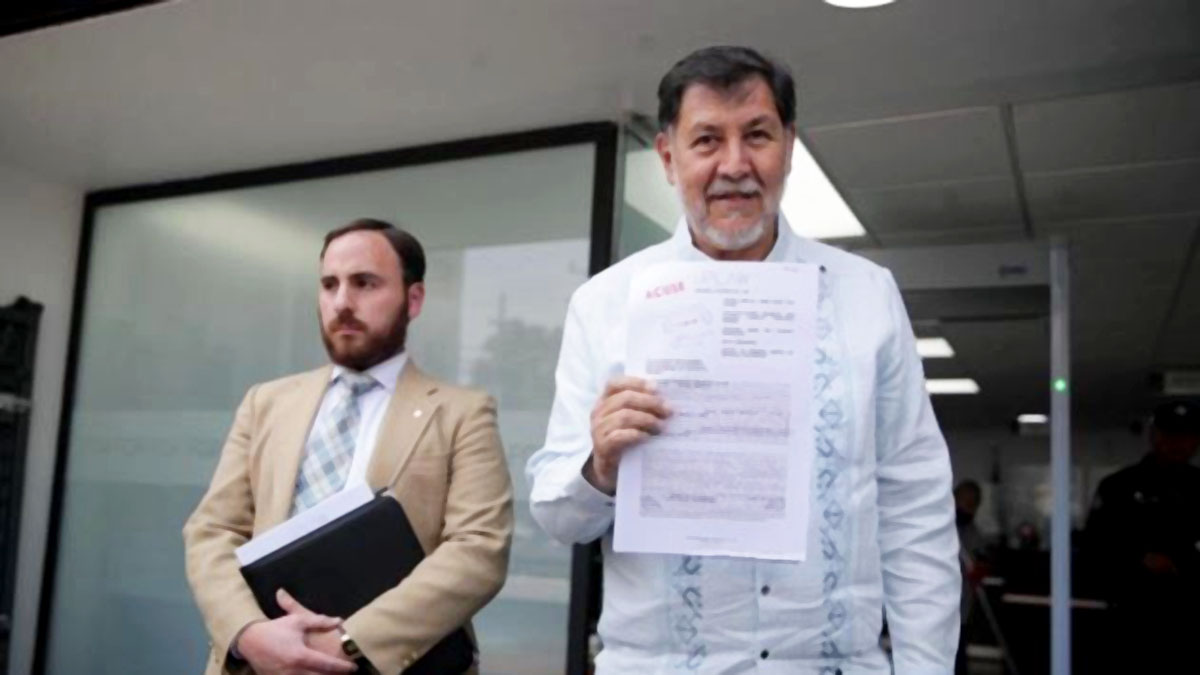 Noroña denuncia ante la FGR a presidente de Ecuador por asalto a la embajada de México en Quito