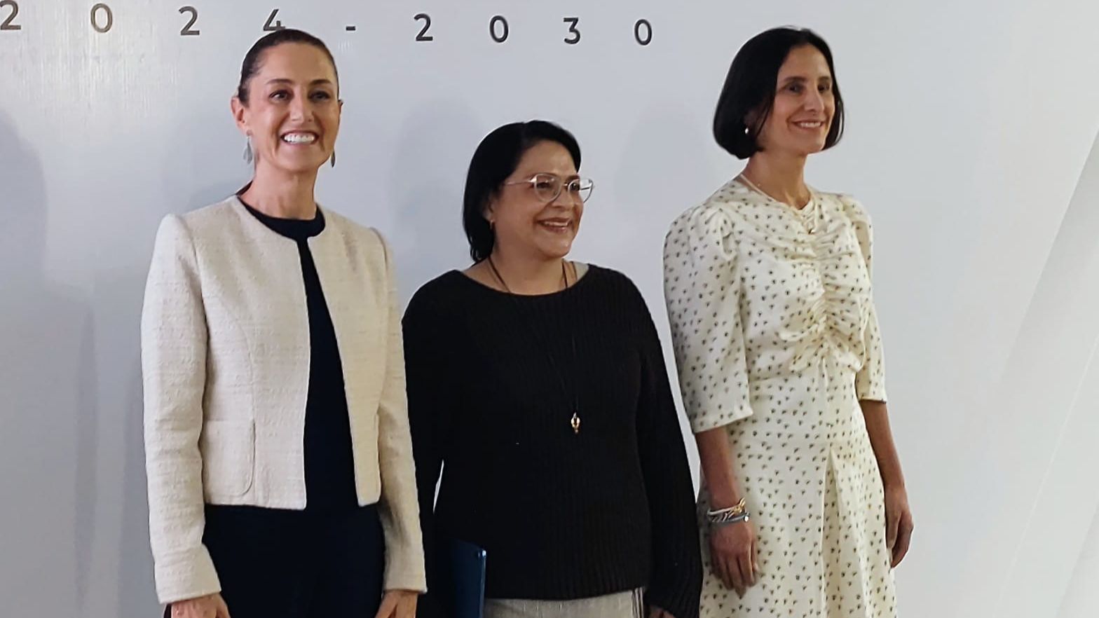 Sheinbaum anuncia a ingeniera Emilia Esther Calleja Alor como la primera directora de CFE