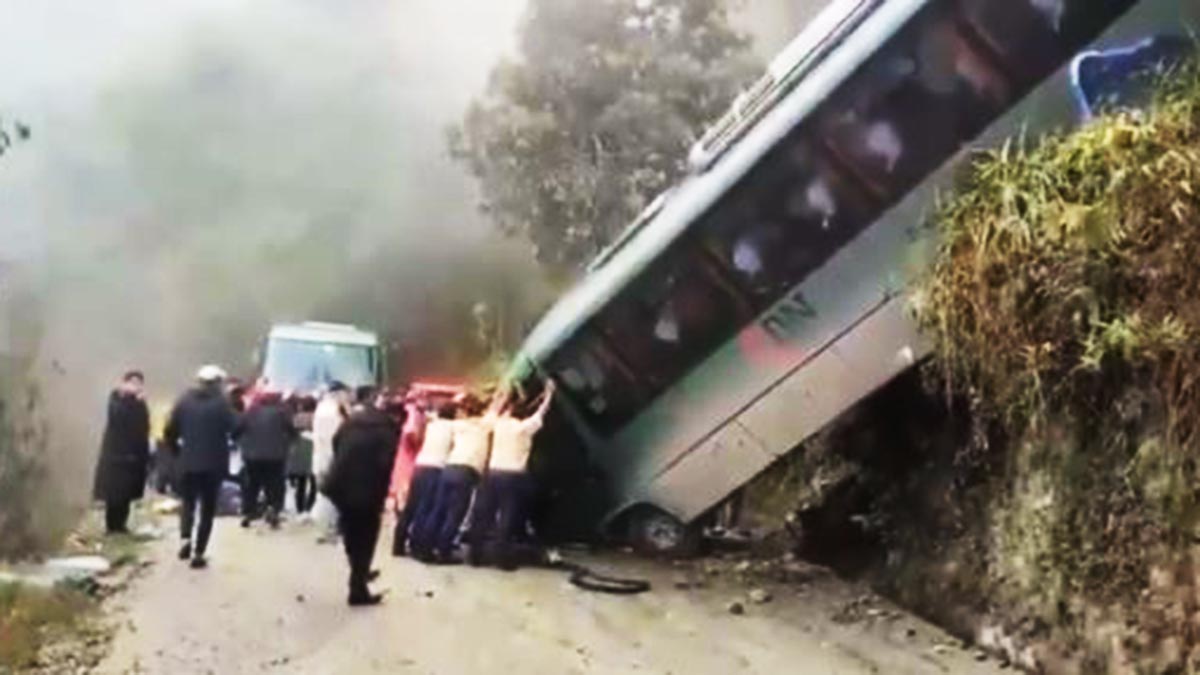 Accidente de autobús en Machu Pichu, Perú, deja a mexicanos heridos