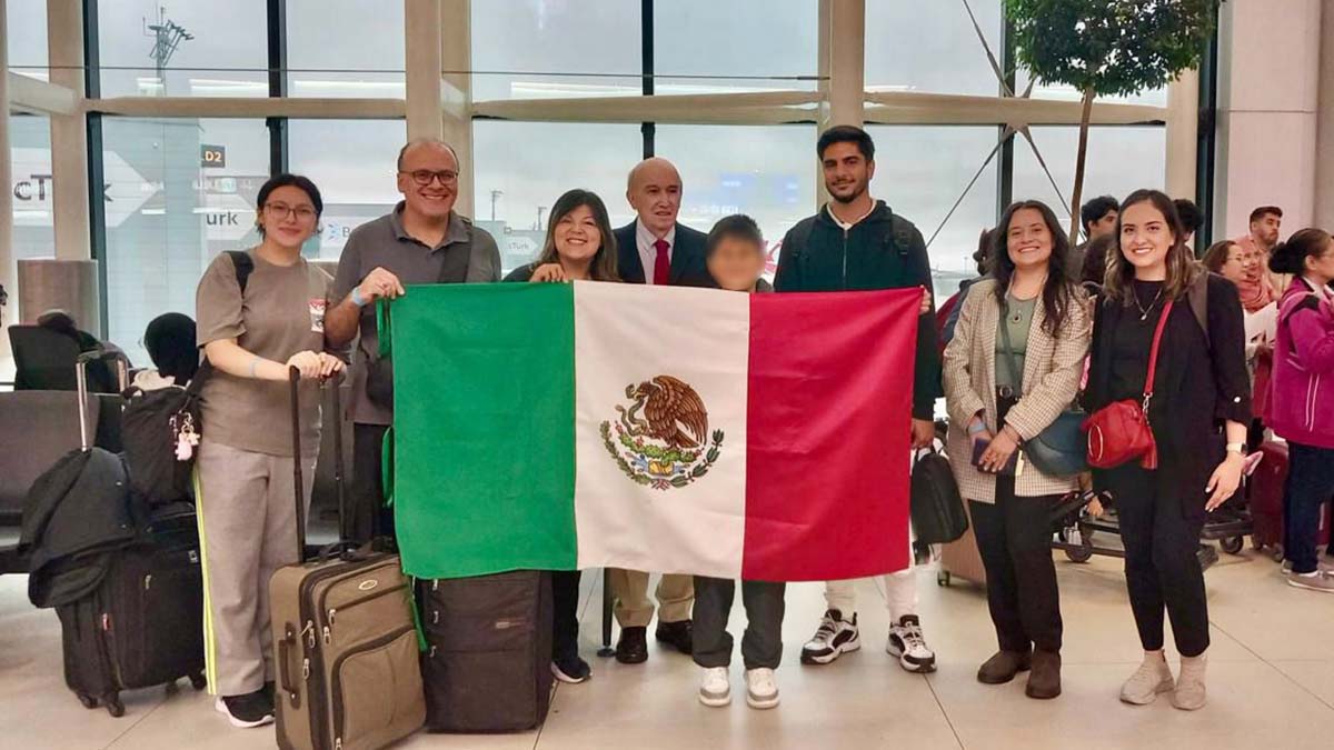 Evacuan a siete mexicanos del Líbano ante escalada del conflicto con Israel