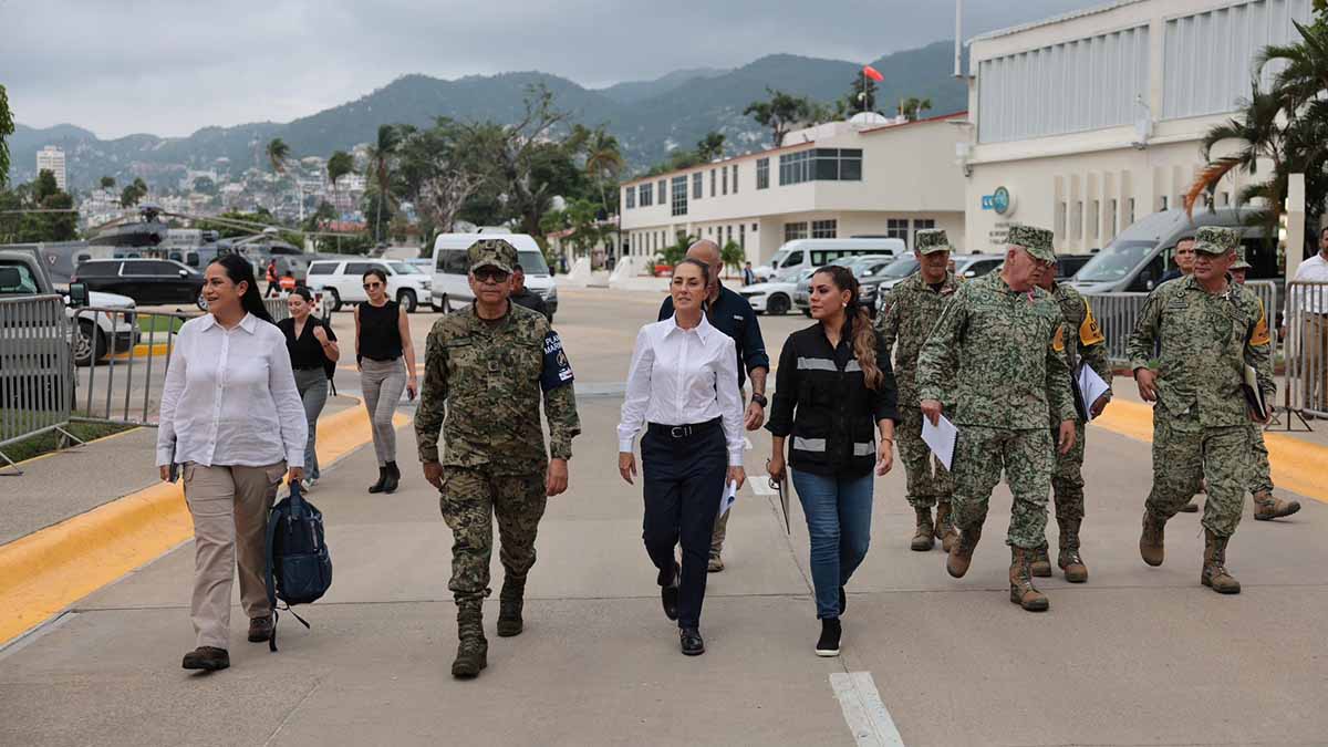 Lo más urgente es el abasto del agua y restablecimiento de caminos, señala Sheinbaum tras visita a Acapulco