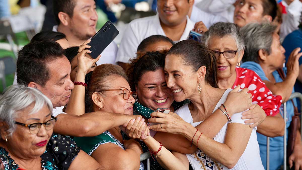 “No hay nada que esté por encima del pueblo”, asegura Sheinbaum ante amparos contra reforma judicial