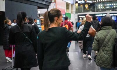 Sheinbaum viaja en avión comercial rumbo a Río de Janeiro, Brasil, para participar en G20