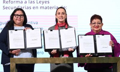 La presidenta de México, Claudia Sheinbaum Pardo, firmó el decreto por el que se reforman y adicionan diversas disposiciones en siete leyes secundarias, con el objetivo de promover la igualdad sustantiva, la perspectiva de género, el derecho de las mujeres a una vida libre de violencia y la erradicación de la brecha salarial por razones de género.