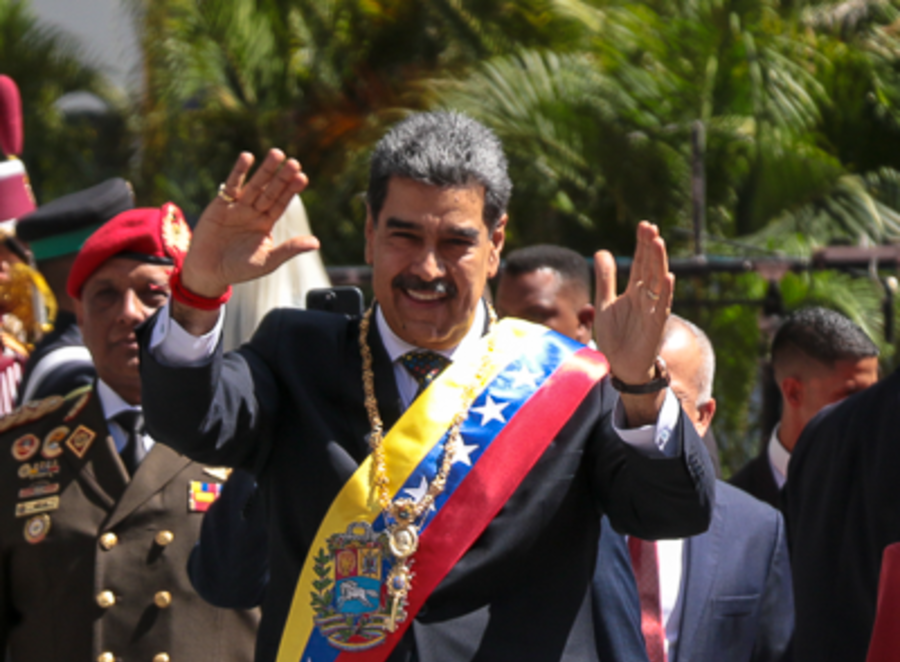 Maduro rinde protesta como presidente de Venezuela en su tercer mandato