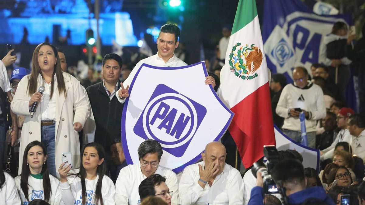 “Que se actualicen, eso ya pasó”, dice Sheinbaum a la oposición ante protesta por reforma judicial