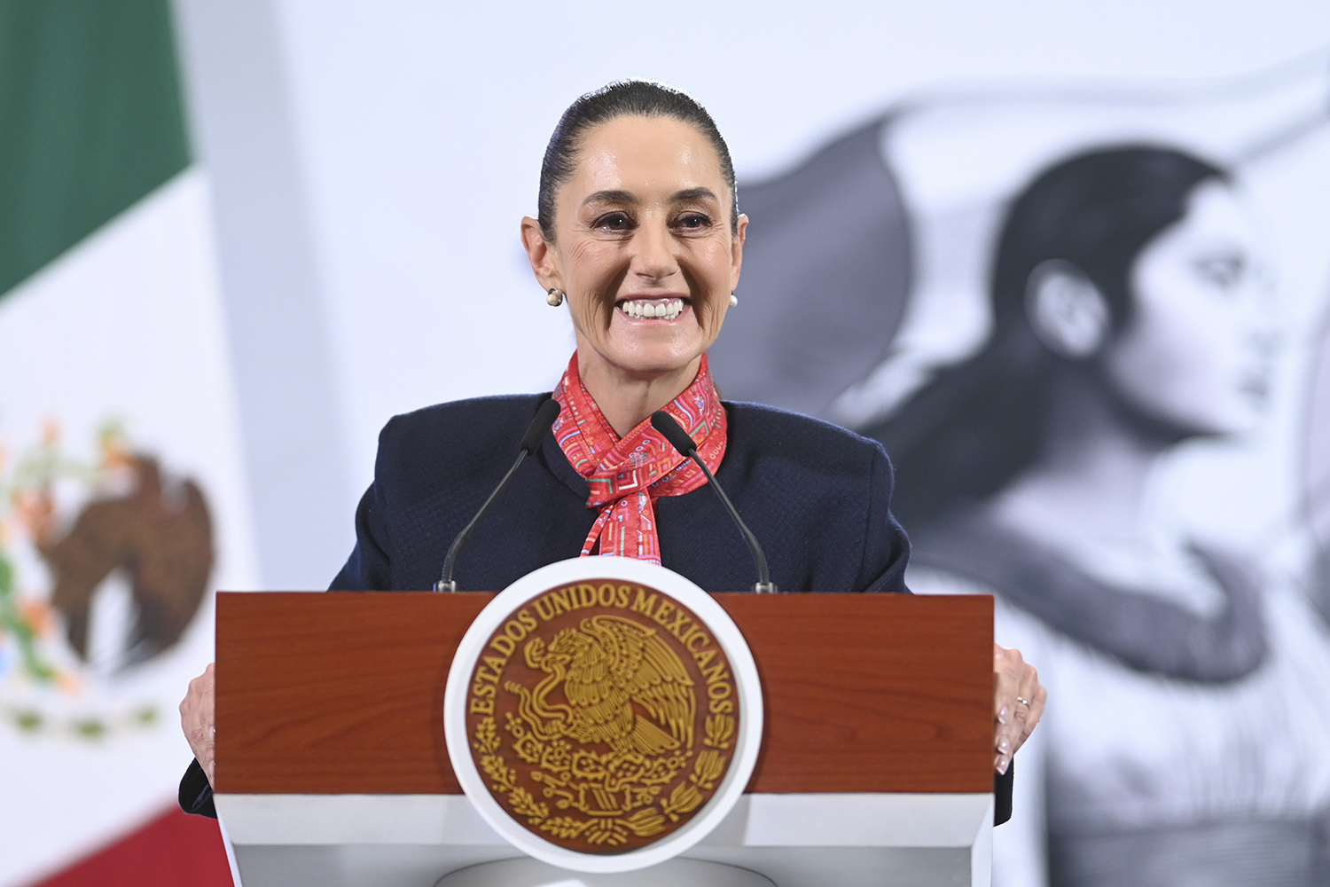 “Ojalá pronto se grite PresidentA en Ecuador”, Sheinbaum se pronuncia sobre elección