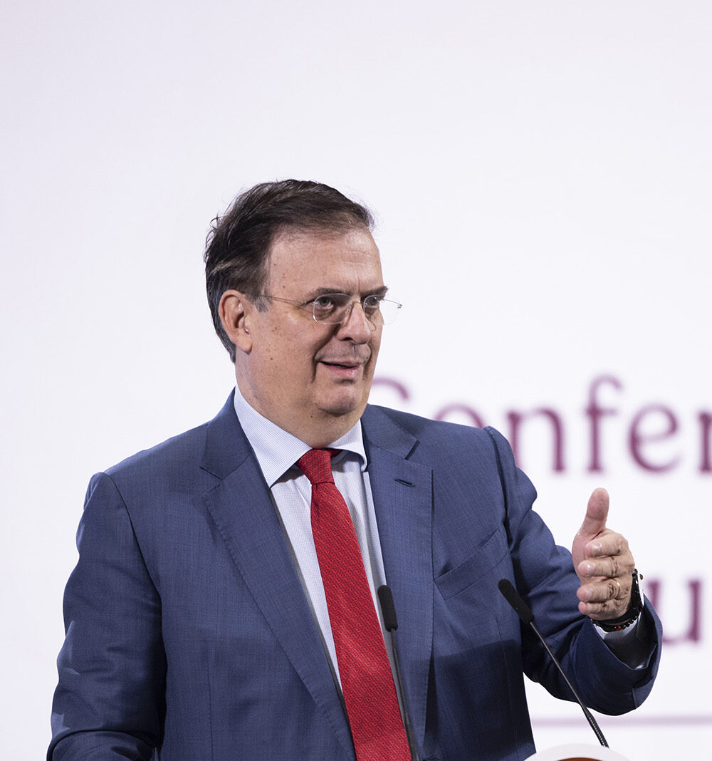 Por tema de aranceles, Ebrard viajará otra vez esta semana a Washington, informa Sheinbaum