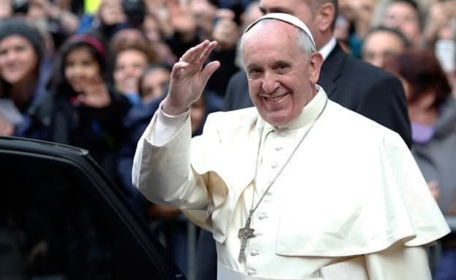 El papa Francisco saldrá del hospital este domingo