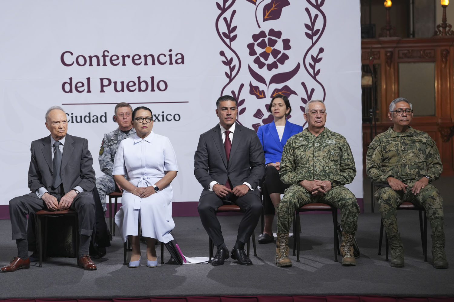 Gabinete de seguridad investiga desfile del CJNG en Michoacán
