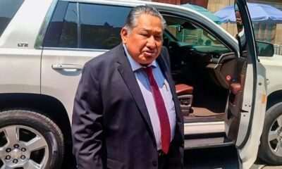 Padres de los 43 piden a Sheinbaum salida del fiscal especial del caso Ayotzinapa, Rosendo Gómez