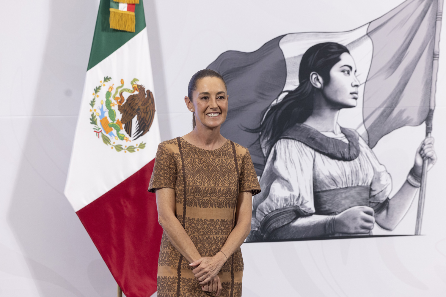 Sheinbaum adelanta que invitará al papa León XIV a visitar México; no irá a misa inaugural