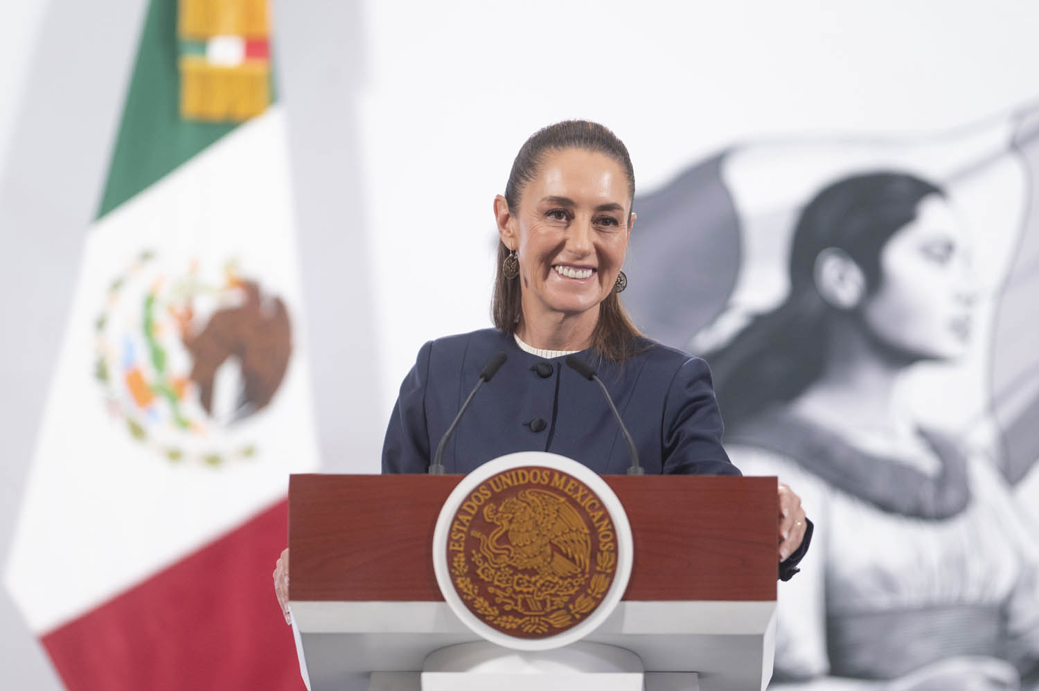 Sheinbaum crítica llamado de Kuri a no votar por Morena