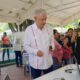 AMLO sale a votar en elección judicial que él impulsó