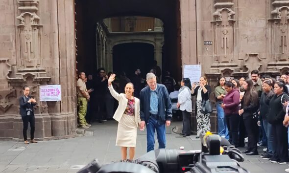 Sheinbaum vota por renovación del Poder Judicial