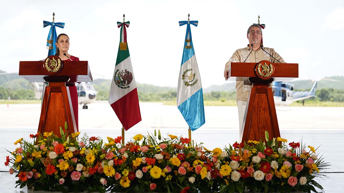 Sheinbaum y Arévalo acuerdan migración ordenada, fortalecer seguridad binacional y ampliación del Tren Maya a Guatemala y Belice