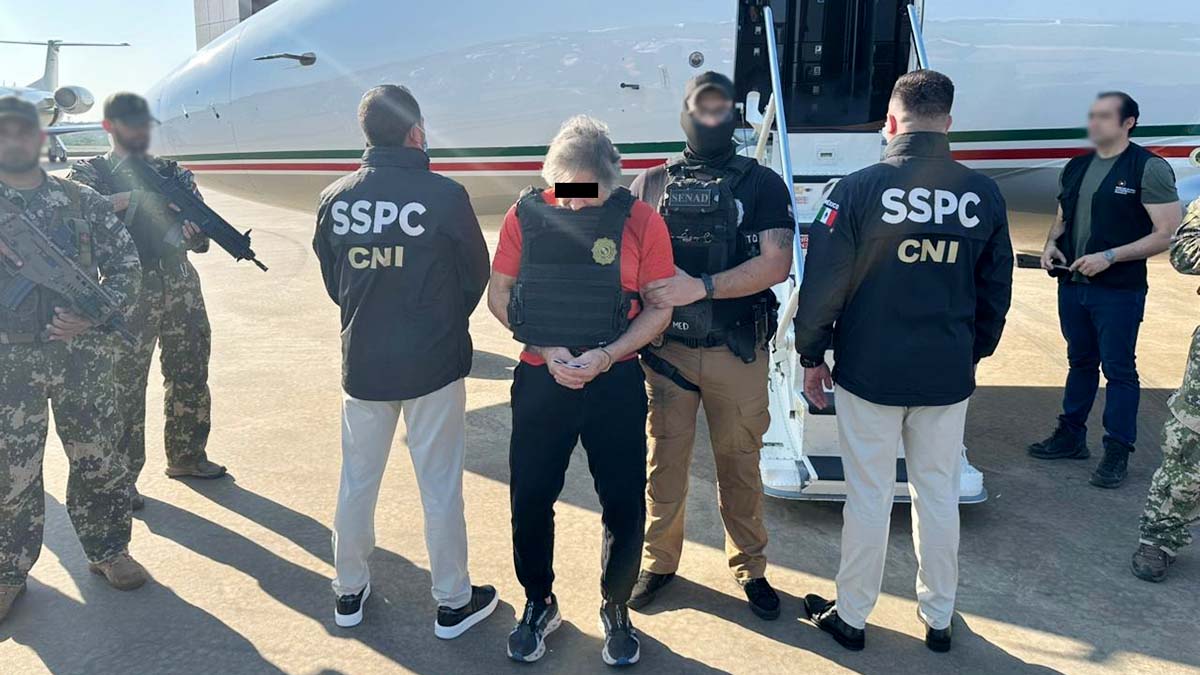 Paraguay entrega a Bermúdez Requena, está siendo trasladado a México