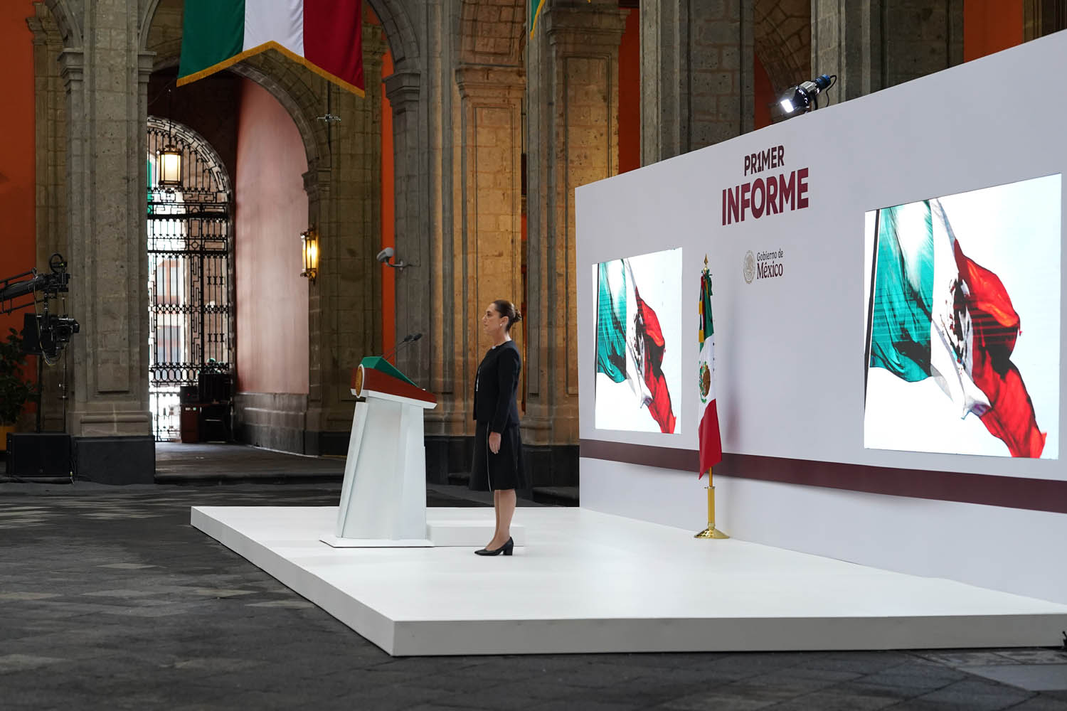 Hospitales, trenes y viviendas, los principales retos de Sheinbaum en segundo año de gobierno