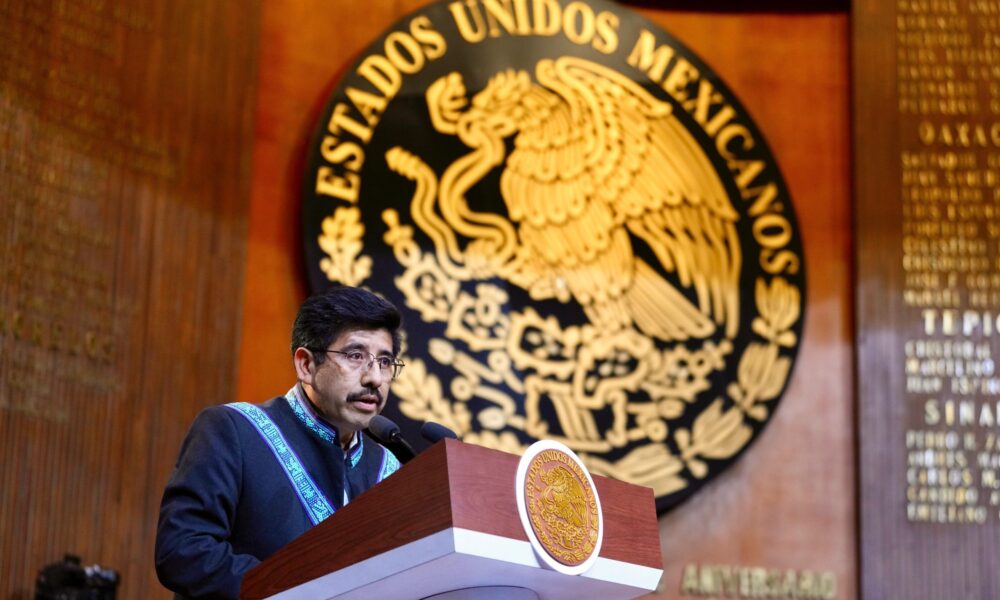 Hugo Aguilar, Día de la Constitución