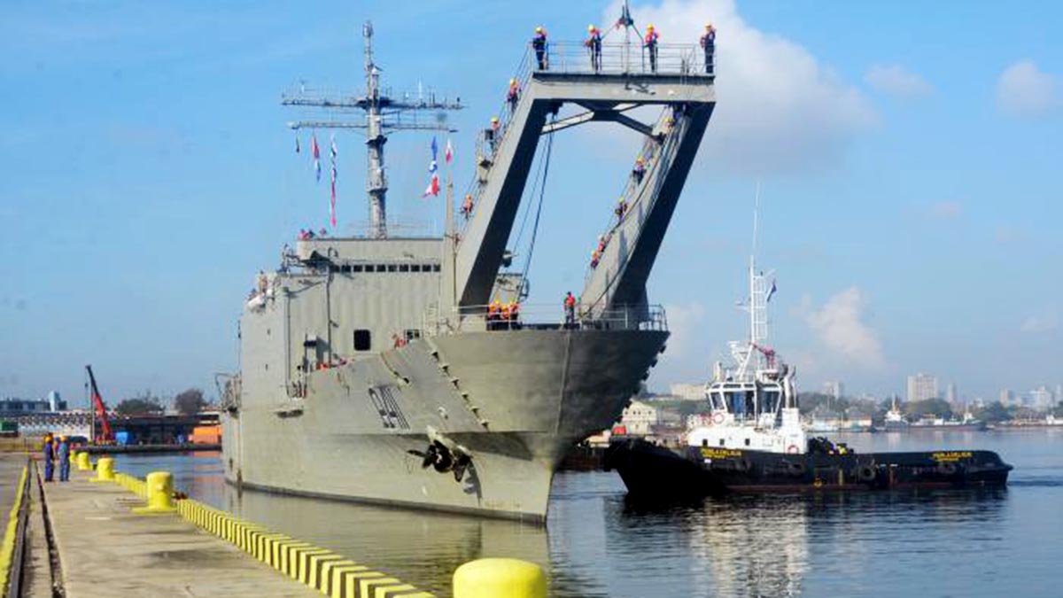 Sheinbaum anuncia nuevo envío de barco con ayuda humanitaria a Cuba