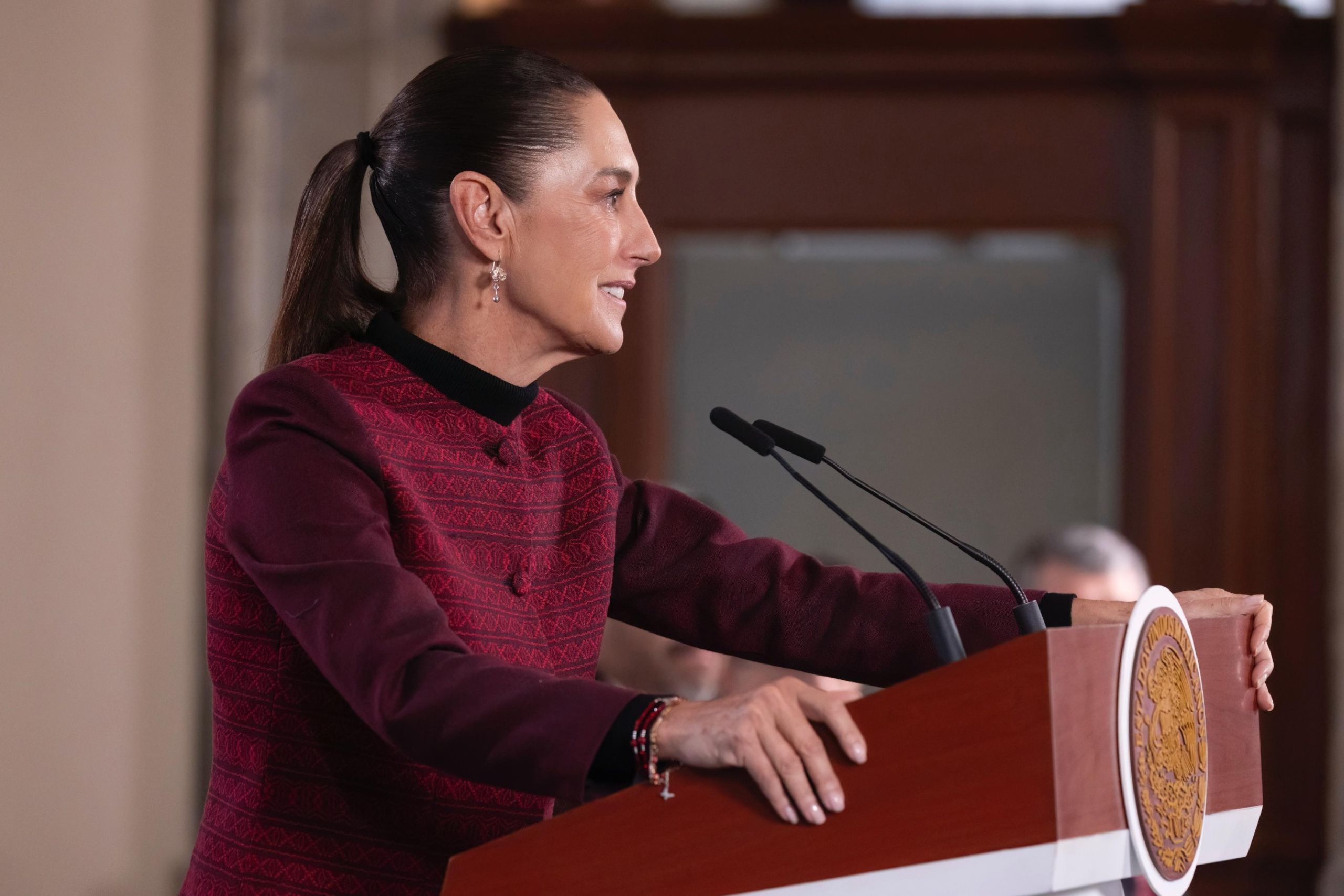 Sheinbaum acusa a EU de proteger a un “grupo” criminal