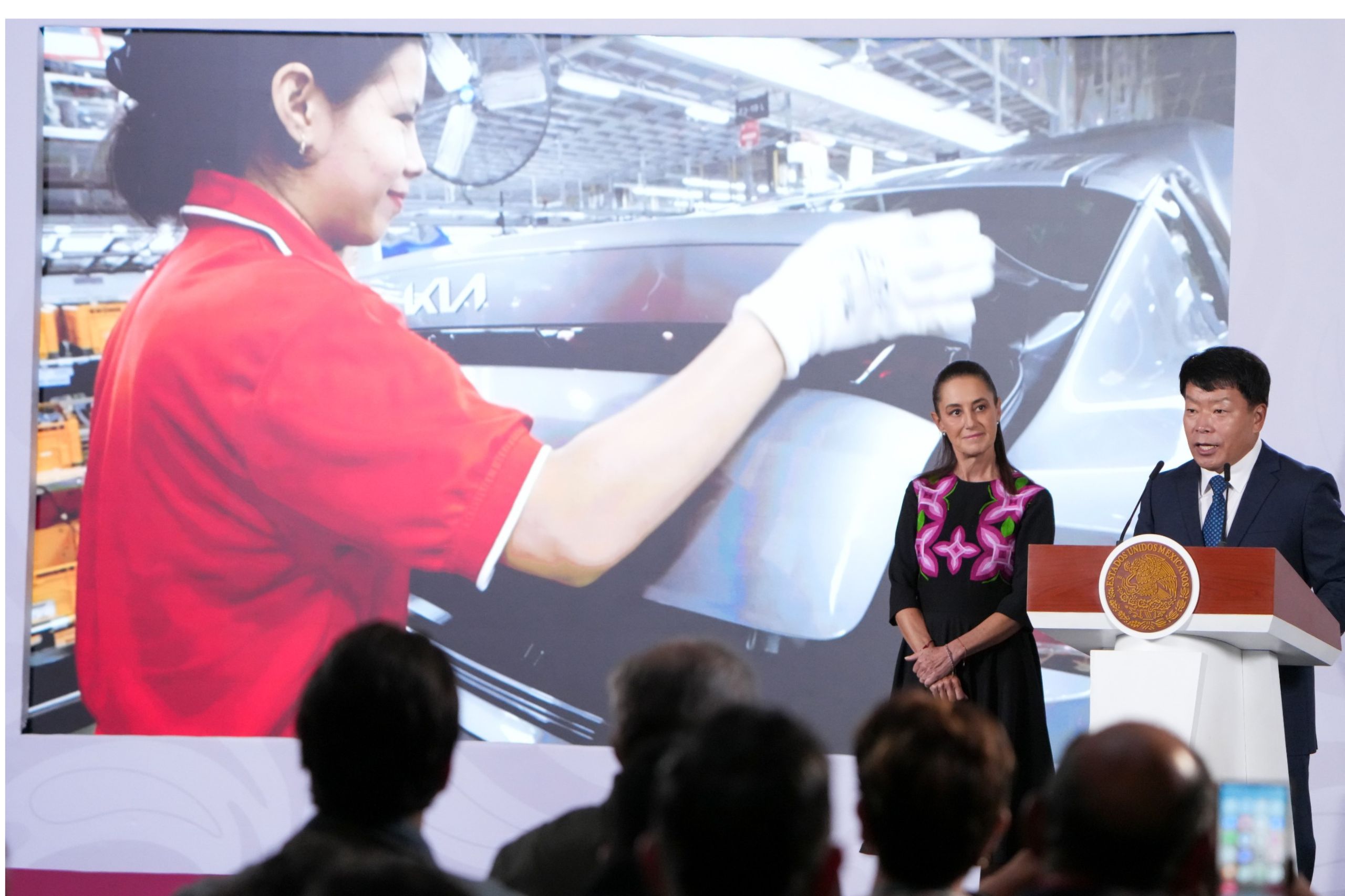 Kia anuncia inversión de 649 mdd en México; construirán su modelo EV3 en México