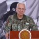 Prohibido e ilegal, uso de uniformes e insignias oficiales en escuelas militarizadas: Sedena