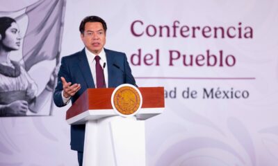 SEP consultará a maestros sobre uso de celulares en las escuelas