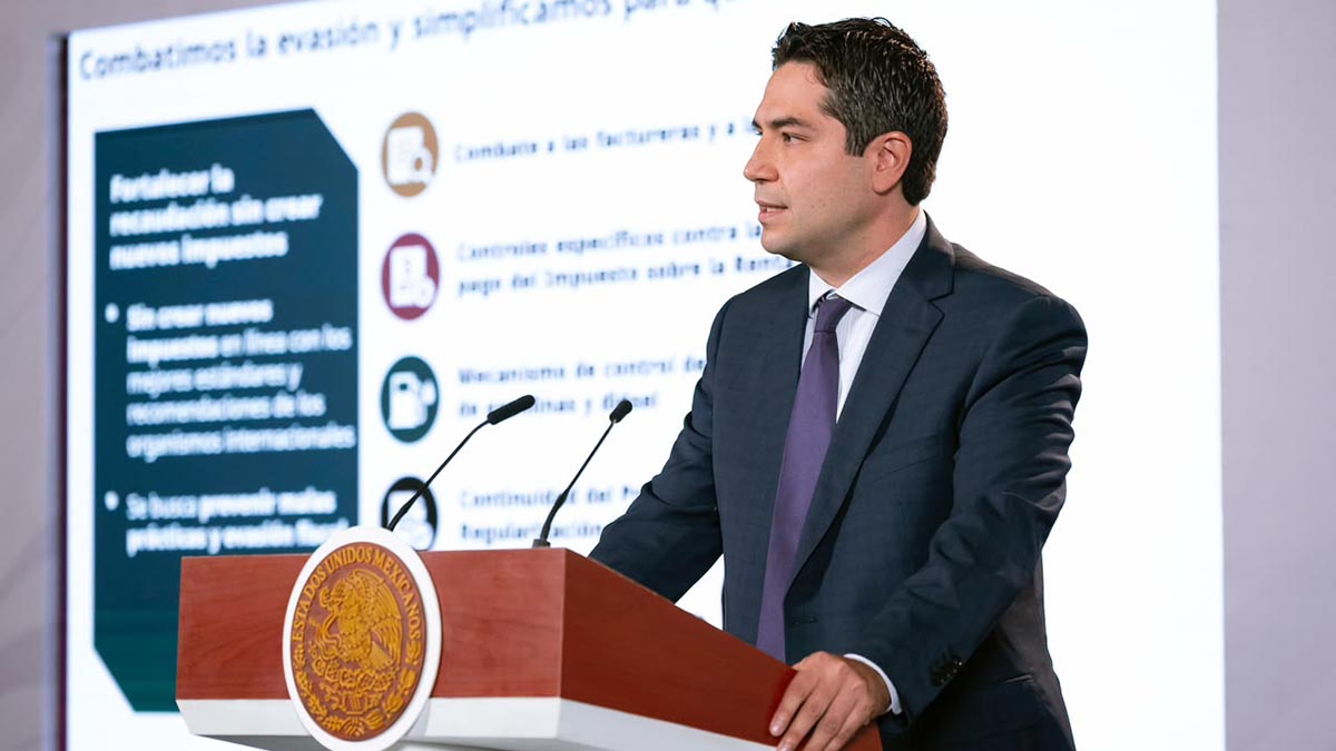 Gobierno va por cobrar IEPS a gasolineras por litros no declarados