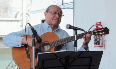 Sheinbaum lamenta muerte del cantautor y activista Gabino Palomares